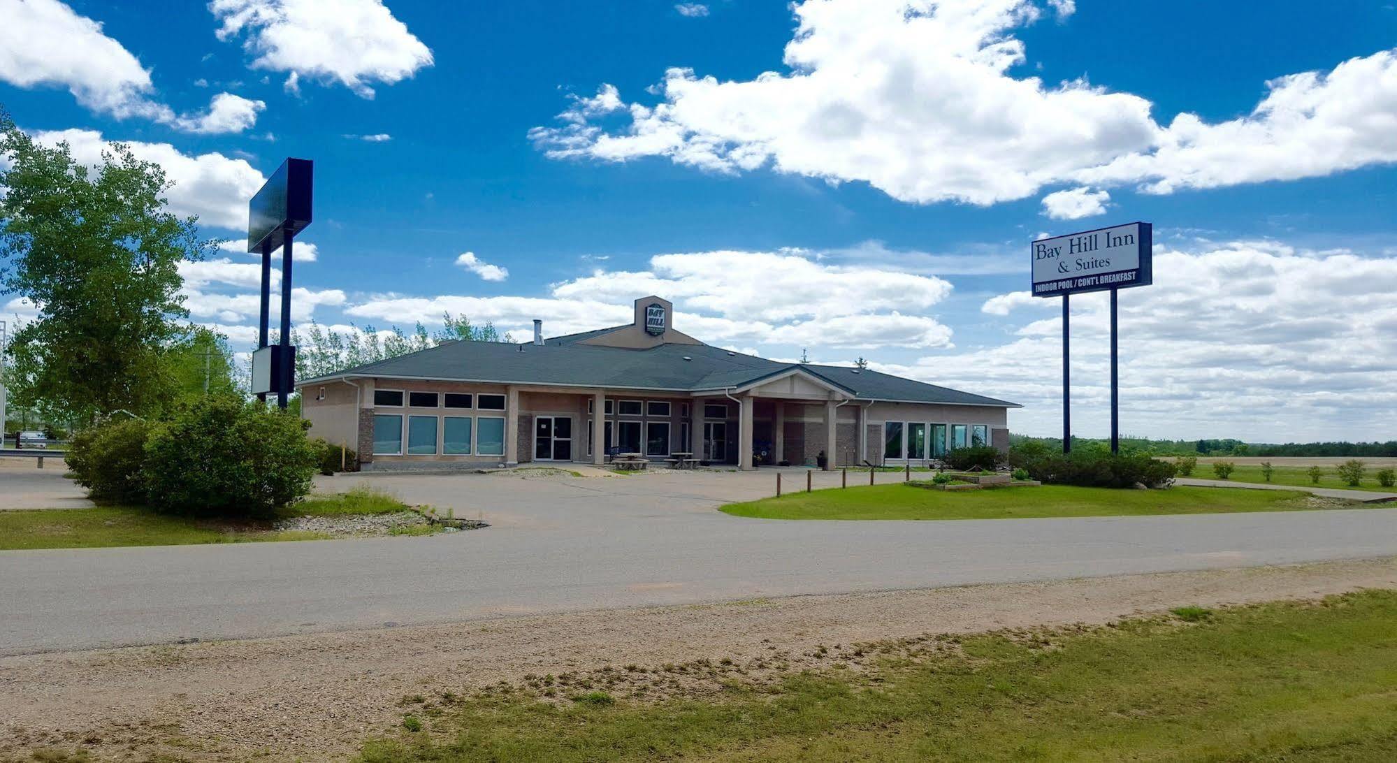 Bay Hill Inns & Suites Neepawa 외부 사진